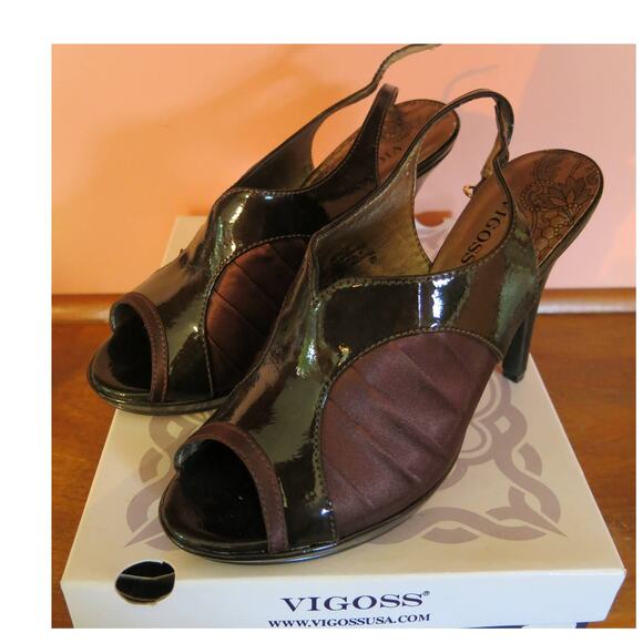 VIGOSS Heels Peep Toe Sling Back Shoes Size 9M Fabric/Patent Leather Brown - Picture 1 of 7